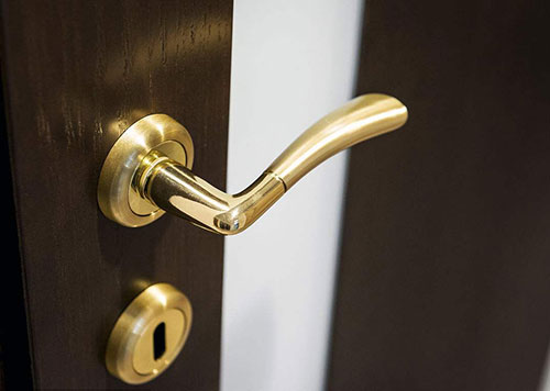 八步24小时上门开锁公司