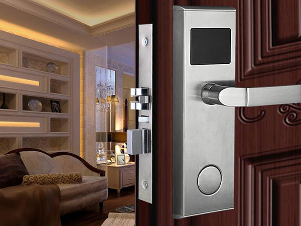 八步24小时上门开锁公司